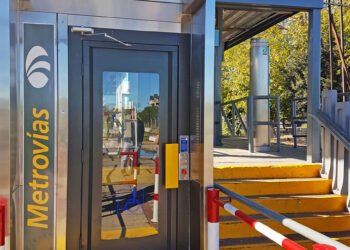 ASCENSORES PARA DISCAPACITADOS EN MARTÍN CORONADO Y RUBÉN DARÍO.