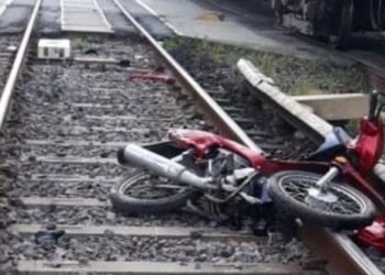 Tren Sarmiento: Coalición con persona en Morón.