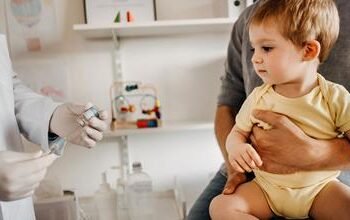 Provincia liberó vacuna contra Covid de 6 meses a 2 años.