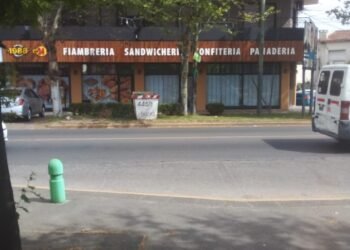 HURLINGHAM: SE VIENE NUEVO LOCAL DE 24 HORAS .