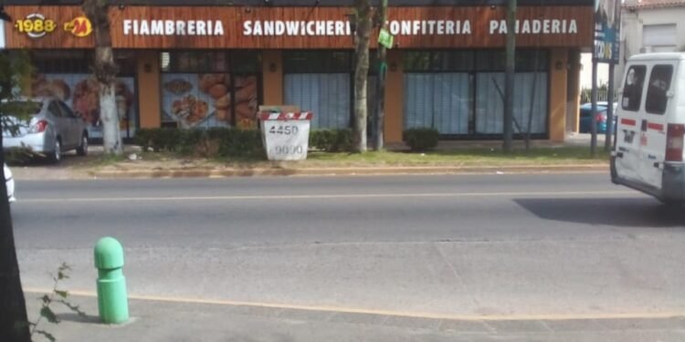 HURLINGHAM: SE VIENE NUEVO LOCAL DE 24 HORAS .