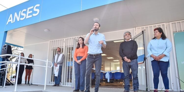 WILLIAM MORRIS : SE INAUGURÓ NUEVA  OFICINA DE ANSES