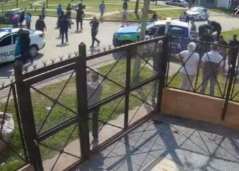 HURLINGHAM: SE PELEO CON LA POLICÍA, INTENTÓ DISPARARLES Y RECIBIÓ UN TIRO EN LA CABEZA.