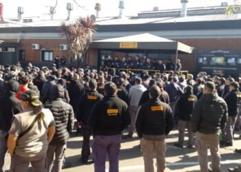 Se suma a Bridgestone: Pirelli suspende la fábrica en Merlo por el conflicto gremial y las importaciones.