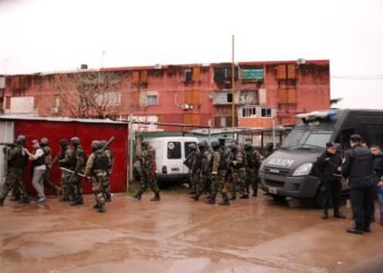 Tres de Febrero: Policía atrapó a estafador en Fuerte Apache.