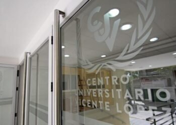 El Centro Universitario de Vicente López brinda un curso gratuito de Desarrollo Web.