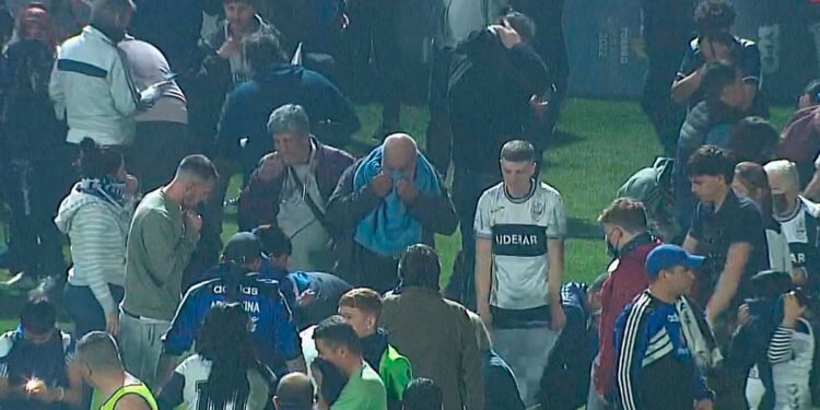 Terror en el Gimnasia de la Plata  vs Boca: Un muerto y varios heridos.