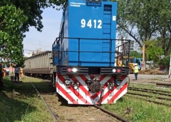 Un tren de carga descarriló  en Haedo y hubo demoras en el Sarmiento.