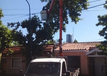 HURLINGHAM: REPARACIÓN DE LUMINARIAS.