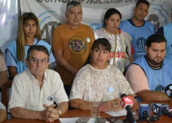 Provincia convocó a los estatales para discutir las paritarias 2023.