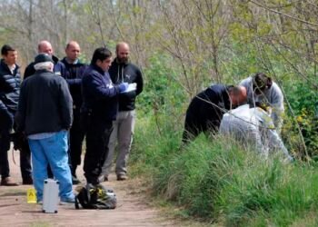 Encontraron un cadáver en Rodríguez Peña y las vías del Ferrocarril San Martin .