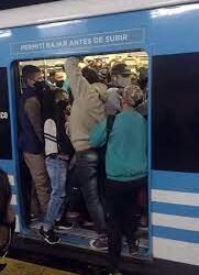 Tren Sarmiento | Demoras y cancelaciones por problemas técnicos.