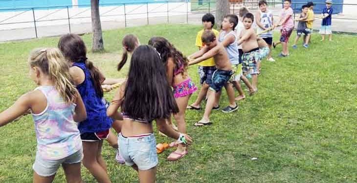 SAN MIGUEL: Más de 2.800 vecinos comenzaron las colonias municipales de verano.