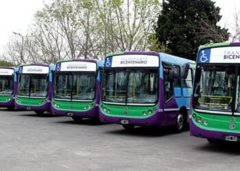 VICENTE LOPEZ:  Instalaron WiFi gratuito en los colectivos del Transporte Bicentenario.