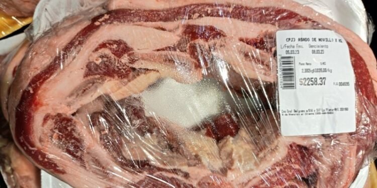 PRECIOS JUSTOS= CARNE CON GRASA .