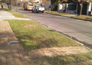 HURLINGHAM:PERSONA MAYOR SE CAYO EN UN POZO EN SU VIVIENDA .