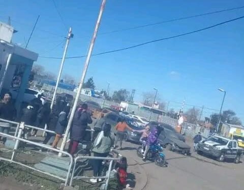 JOSE C PAZ: JOVEN SE TIRO BAJO EL TREN