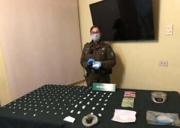 JOSE C PAZ : VECINOS LINCHARON A VENDEDORES DE DROGAS .