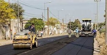 MORENO: REALIZA OBRAS IMPORTANTES , PARA CONECTAR VARIOS MUNICIPIOS.