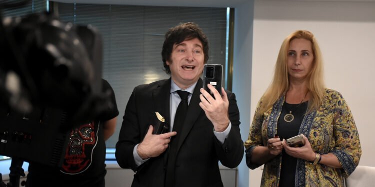 ASI SERAN LOS NUEVOS MINISTROS DE MILEI .