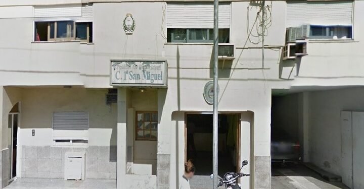 SAN MIGUEL: HIBA A BUSCAR A SU HIJO A LA CASA DE EX Y LO MATARON , FRENTE LA CARA DEL MENOR.