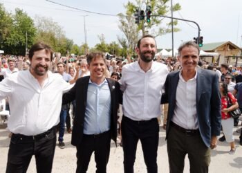 Hurlingham :  Kicillof y Selci anunciaron un plan estratégico de obras para hurlingham: “son obras para siempre, que benefician a todos los vecinos .