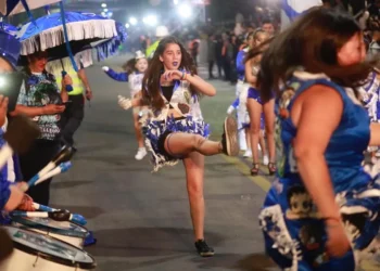 DONDE HABRA CARNAVALES ESTE FINDE LARGO TOTALMENTE GRATUITOS EN EL OESTE .