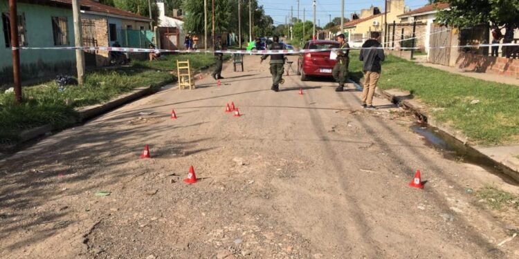 JOSÉ C. PAZ: Policía de la ciudad mató a delincuente menor que intentó robarle.