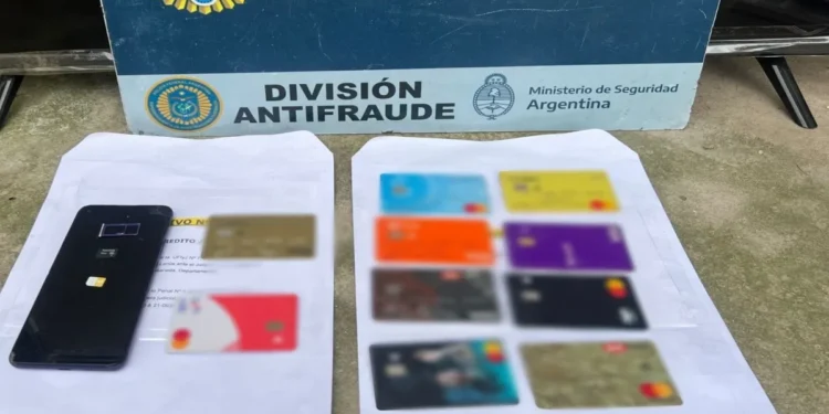 MORON: Cayo banda de estafadores que engañó a dos empresas por $170 millones.