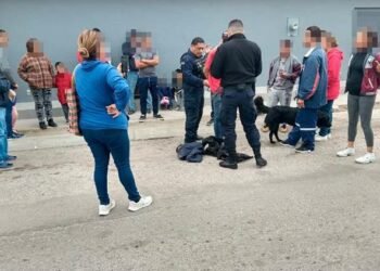 Grand Bourg: Vecinos golpearon a delincuente y lo entregaron a la policía.