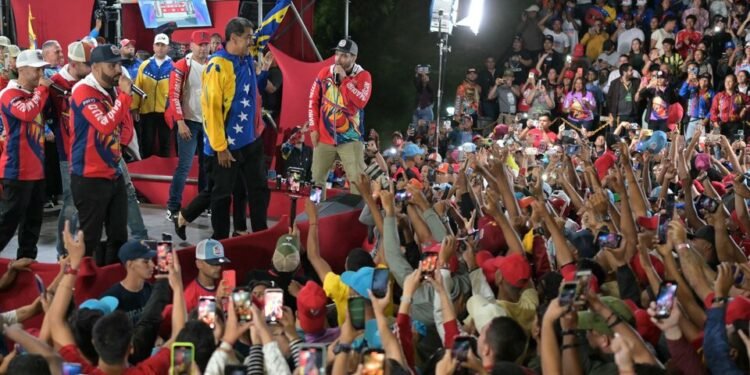 Resultados oficiales de las elecciones en Venezuela 2024: Nicolás Maduro fue reelecto con el 51,2% de los votos y la oposición denuncia fraude.