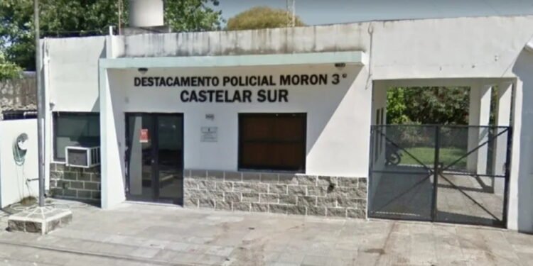 Moron: Asesinaron a un hombre en su casa .