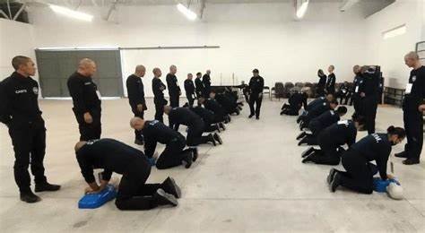 POLICIAS HEREOS LE SALVARON LA VIDA A UNA MENOR DE PILAR