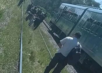 PILAR: LINEA SAN MARTIN ACCIDENTE FATAL .