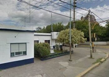 BRUTAL CRIMEN EN MERLO CENTRO: ASESINARON A LA ESPOSA E HIRIERON DE GRAVEDAD A UN COMERCIANTE CHINO.