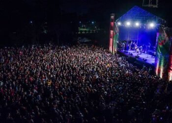 HURLINGHAM:  CUMPLE 30 AÑOS Y LUCK RA TOCARA GRATIS.