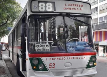 Paro de colectivos: el listado de las líneas del Oeste que se sumaron a la medida.