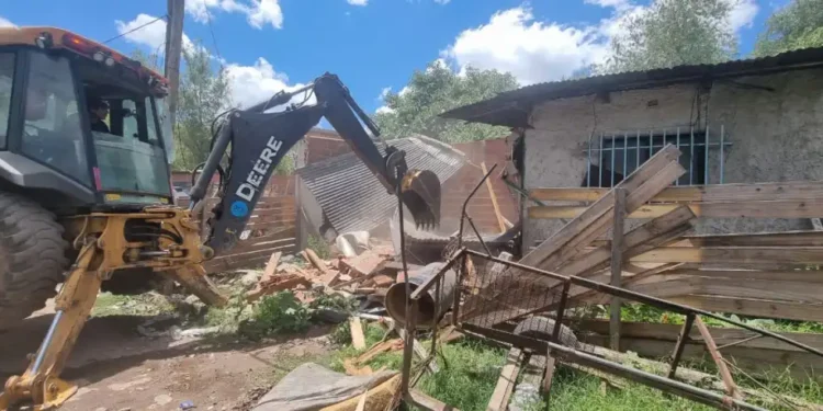 San Miguel: allanamiento y derribo de bunker de droga.