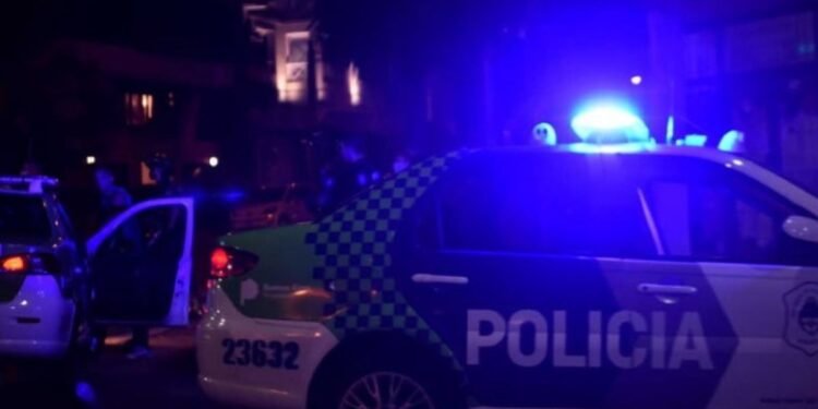 MERLO : Hallan muerta a oficial de Policía investigan si se trato de un homicidio o suicidio.