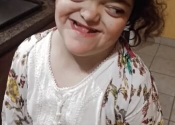 » AYUDEMOS A SIMONA «.