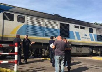ACCIDENTE DE PERSONA EL TREN SAN MARTÍN CIRCULA CON DEMORAS Y CANCELACIÓNES.