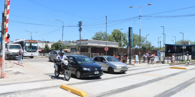 SAN MIGUEL : Ya se encuentra habilitado el paso a nivel de Av Balvin.