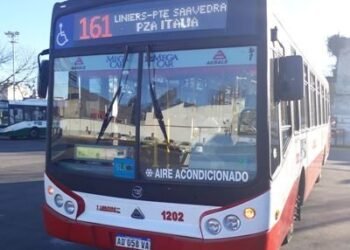 Motociclista falleció tras ser embestido por un colectivo en avenida General Paz.