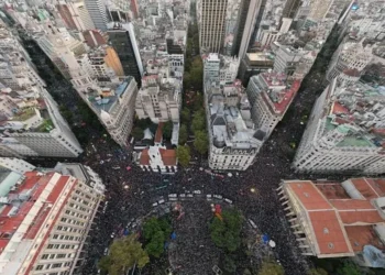 MARCHA CONTRA EL DICURSO DE MILEI.