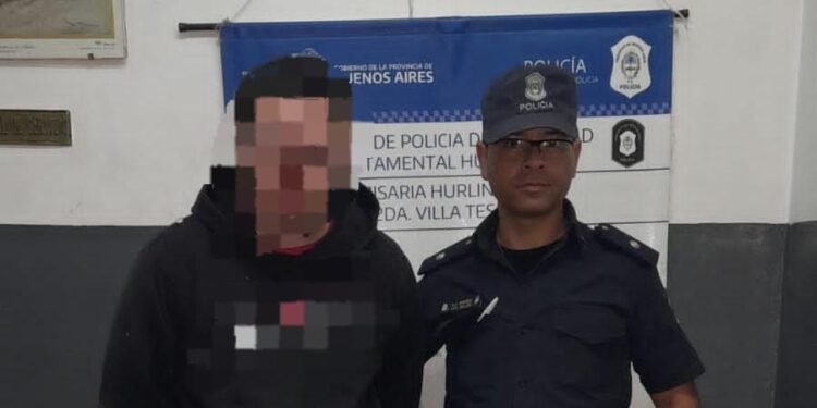 HURLINGHAM: BARRIO LUNA MOTOCHORROS DETENIDOS .