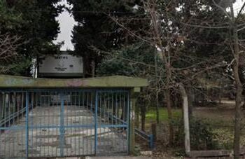 HURLINGHAM . Joven llevo arma al colegio .