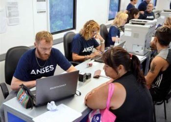 Calendario de ANSES para marzo: fechas de cobro para jubilaciones, pensiones y asignaciones.