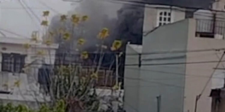 HURLINGHAM : INCENDIO PIERDEN TODO , NECESITAN LAS AYUDA DE TODOS .