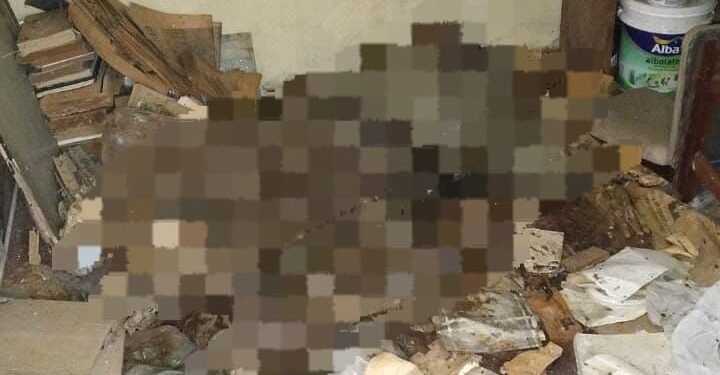 ULTIMO MOMENTO MORON : FUE A SU NUEVA CASA Y EN EL PATIO ENCONTRO UN CUERPO EN DESCOMPOSICION.