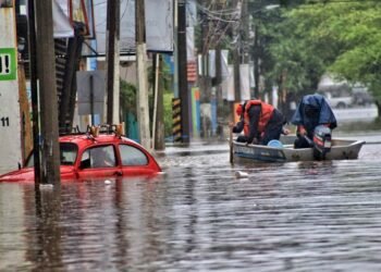 ARGENTINA BAJO EL AGUA .